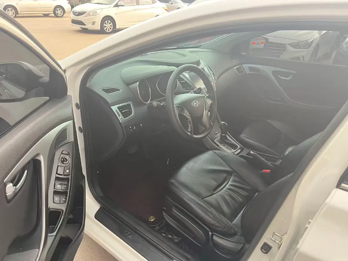 2016 Hyundai Elantra 1.6L 128HP L4 6AT,autocango,china used car exporter,china ev exporter,chinese used car exporter,chinese used ev exporter