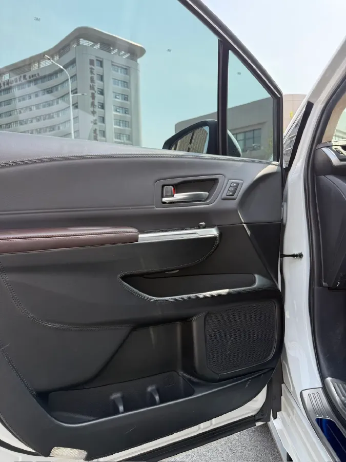 2021 Toyota Sienna 2.5L 192HP L4 E-CVT Hybrid,autocango,china used car exporter,china ev exporter,chinese used car exporter,chinese used ev exporter