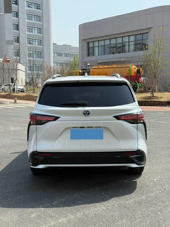 2021 Toyota Sienna 2.5L 192HP L4 E-CVT Hybrid,autocango,china used car exporter,china ev exporter,chinese used car exporter,chinese used ev exporter