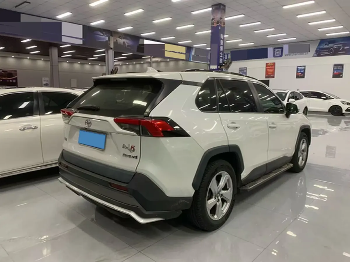 2020 Toyota RAV4 2.0L 171HP L4 CVT,autocango,china used car exporter,china ev exporter,chinese used car exporter,chinese used ev exporter