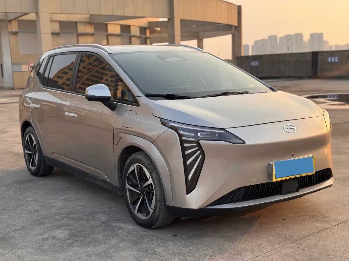 2024 Leapmotor C11 1.5L 95HP L4 REEV 43.74KWH,autocango,china used car exporter,china ev exporter,chinese used car exporter,chinese used ev exporter