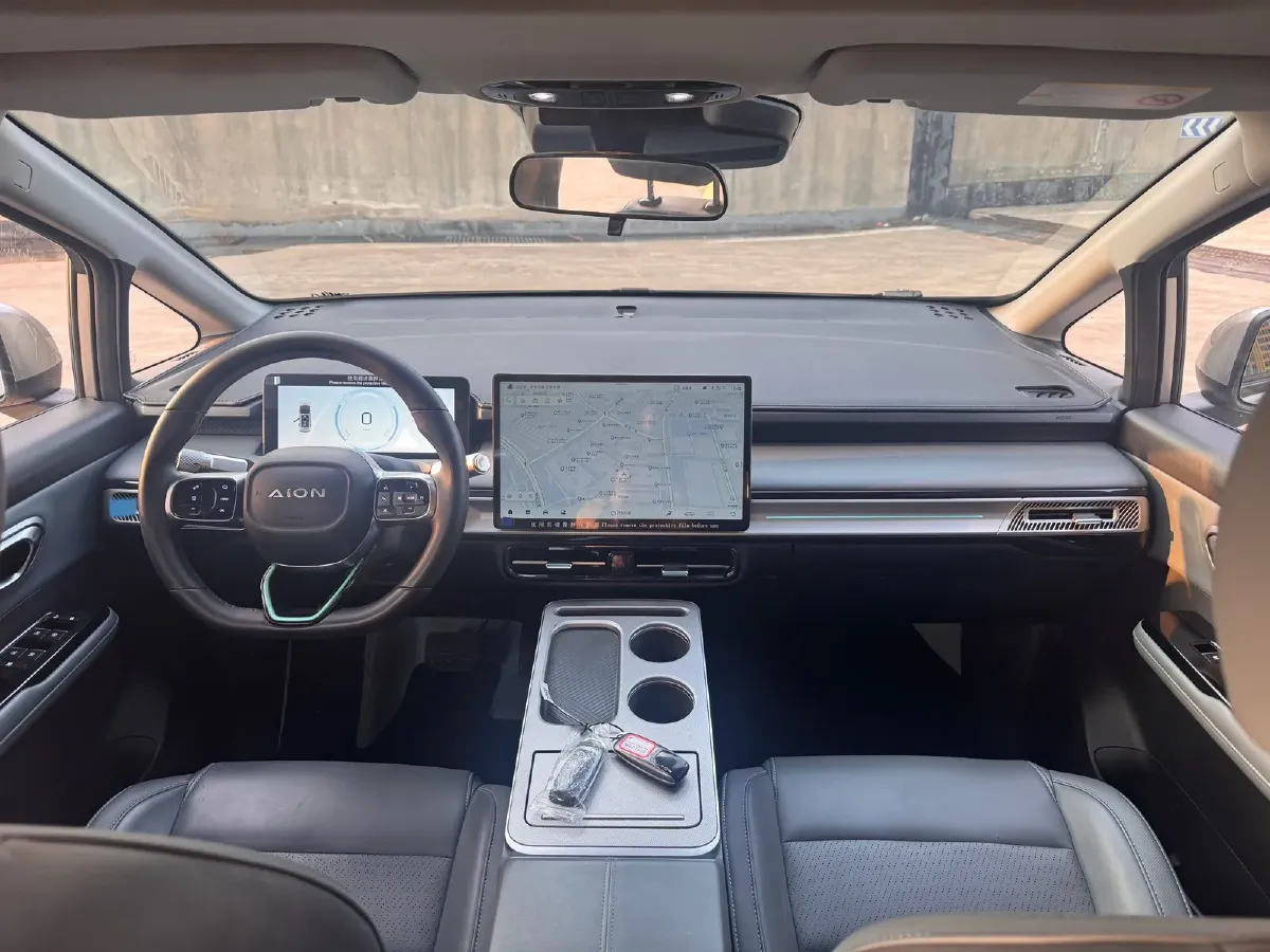 2024 Leapmotor C11 1.5L 95HP L4 REEV 43.74KWH,autocango,china used car exporter,china ev exporter,chinese used car exporter,chinese used ev exporter