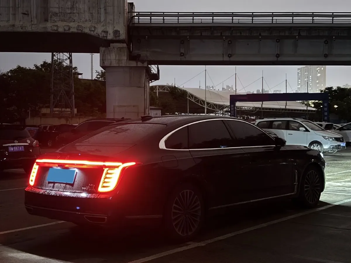 2023 HongQi H9 2.0T 252HP L4 7DCT,autocango,china used car exporter,china ev exporter,chinese used car exporter,chinese used ev exporter