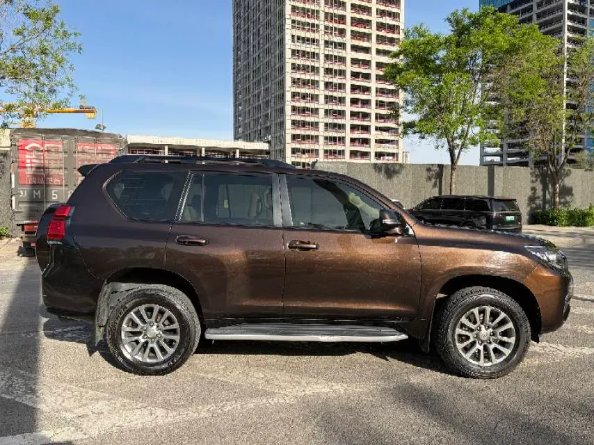 2019 Toyota Land Cruiser Prado 3.5L 280HP V6 6AT,autocango,china used car exporter,china ev exporter,chinese used car exporter,chinese used ev exporter