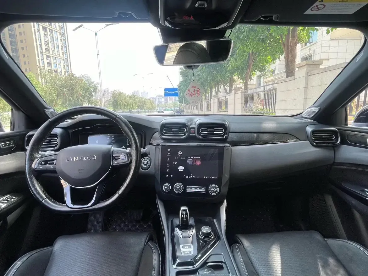 2021 LYNK&CO 03 2.0T 190HP L4 6AT,autocango,china used car exporter,china ev exporter,chinese used car exporter,chinese used ev exporter