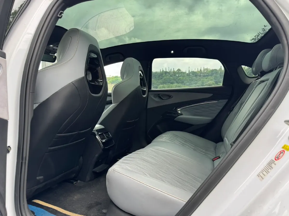 2023 BYD Seal BEV 61.4KWH,autocango,china used car exporter,china ev exporter,chinese used car exporter,chinese used ev exporter