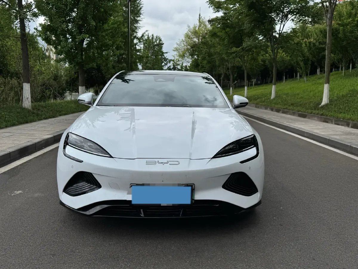 2023 BYD Seal BEV 61.4KWH,autocango,china used car exporter,china ev exporter,chinese used car exporter,chinese used ev exporter