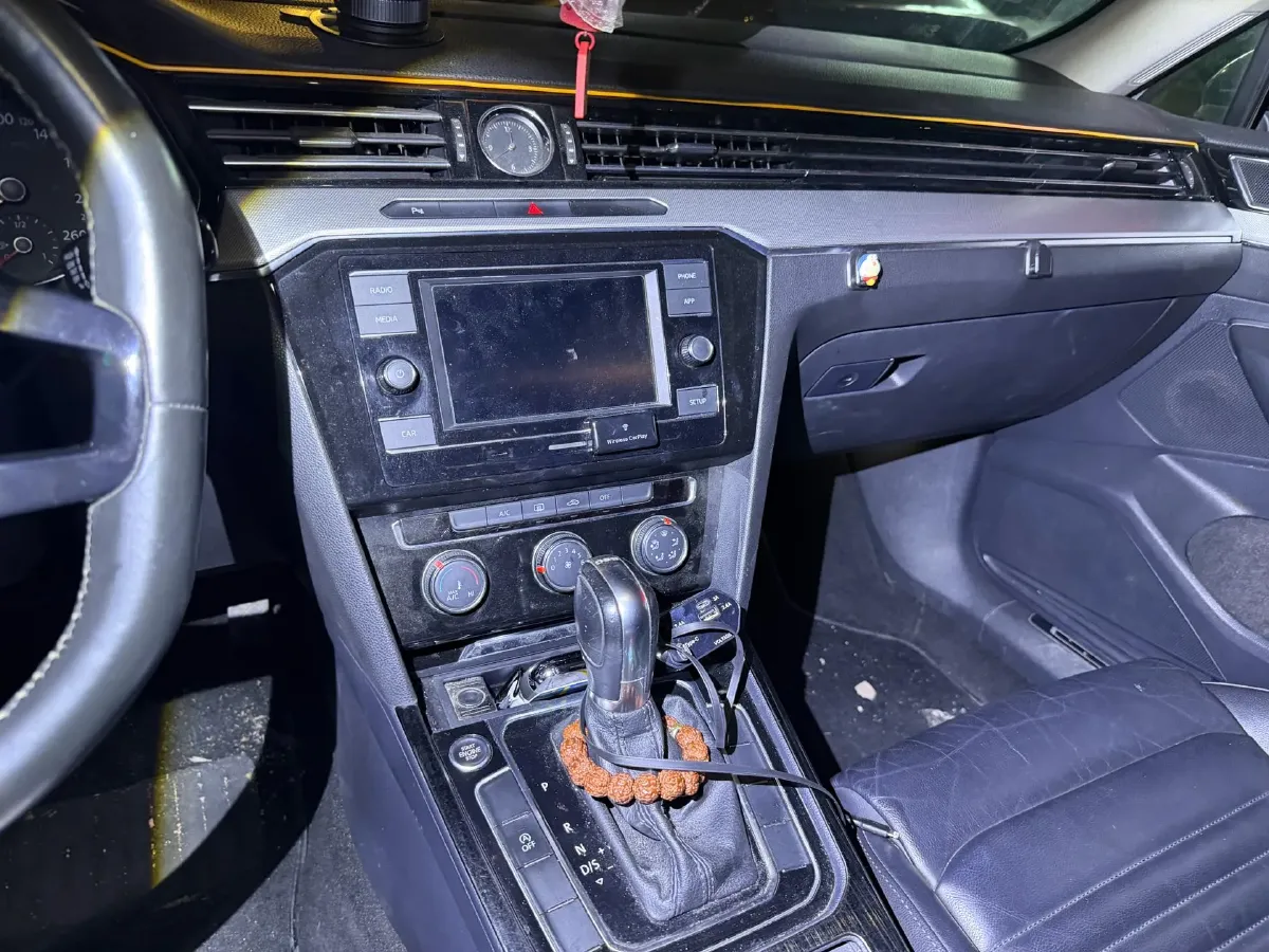 2018 Volkswagen Magotan 1.8T 180HP L4 7DCT,autocango,china used car exporter,china ev exporter,chinese used car exporter,chinese used ev exporter