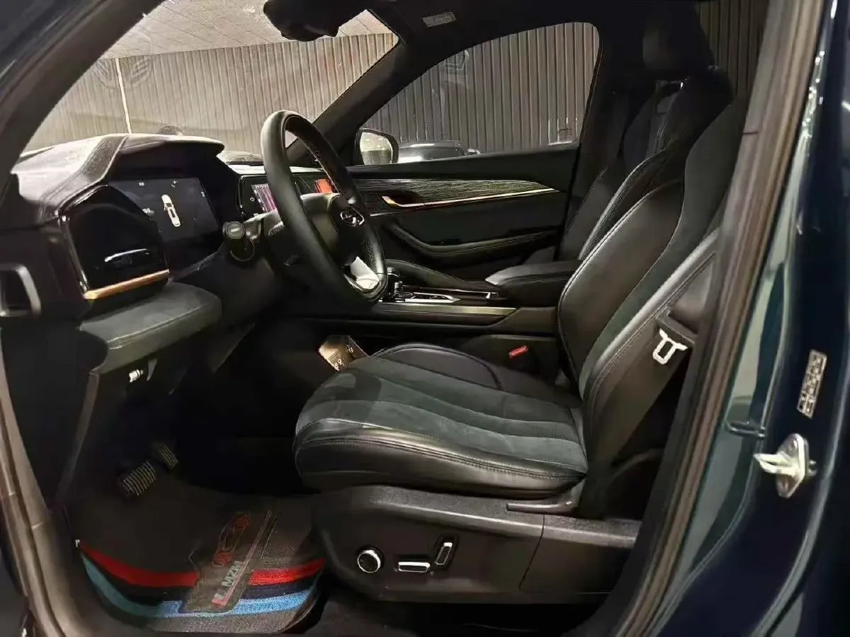 2021 Geely Monjaro 2.0T 218HP L4 7DCT,autocango,china used car exporter,china ev exporter,chinese used car exporter,chinese used ev exporter