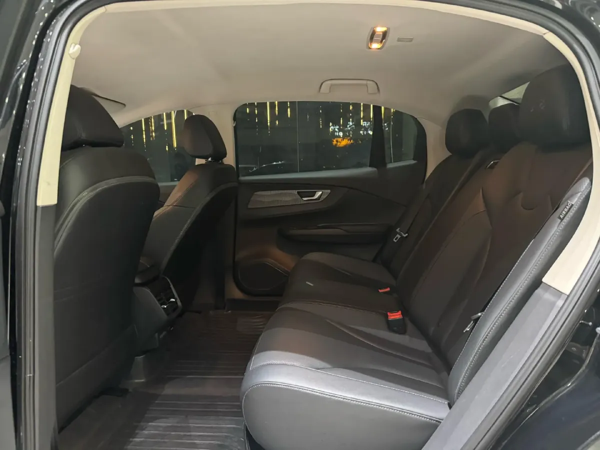 2023 HongQi E-QM5 BEV 54KWH,autocango,china used car exporter,china ev exporter,chinese used car exporter,chinese used ev exporter