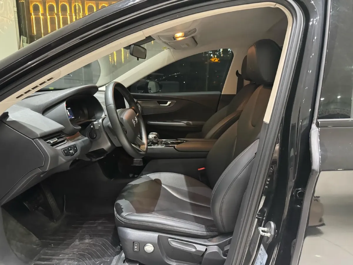 2023 HongQi E-QM5 BEV 54KWH,autocango,china used car exporter,china ev exporter,chinese used car exporter,chinese used ev exporter