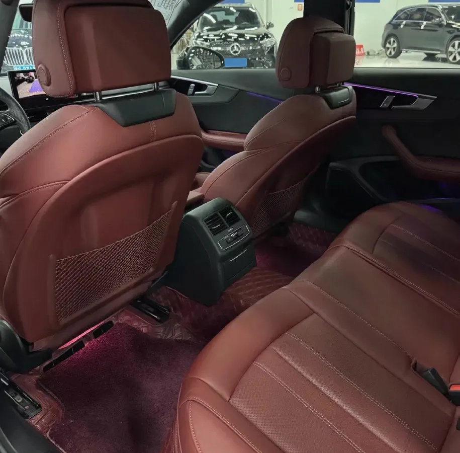 2024 Audi A4L 2.0T 190HP L4 7DCT,autocango,china used car exporter,china ev exporter,chinese used car exporter,chinese used ev exporter