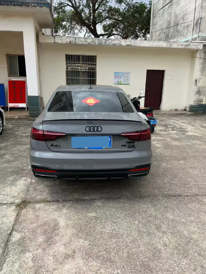 2024 Audi A4L 2.0T 190HP L4 7DCT,autocango,china used car exporter,china ev exporter,chinese used car exporter,chinese used ev exporter