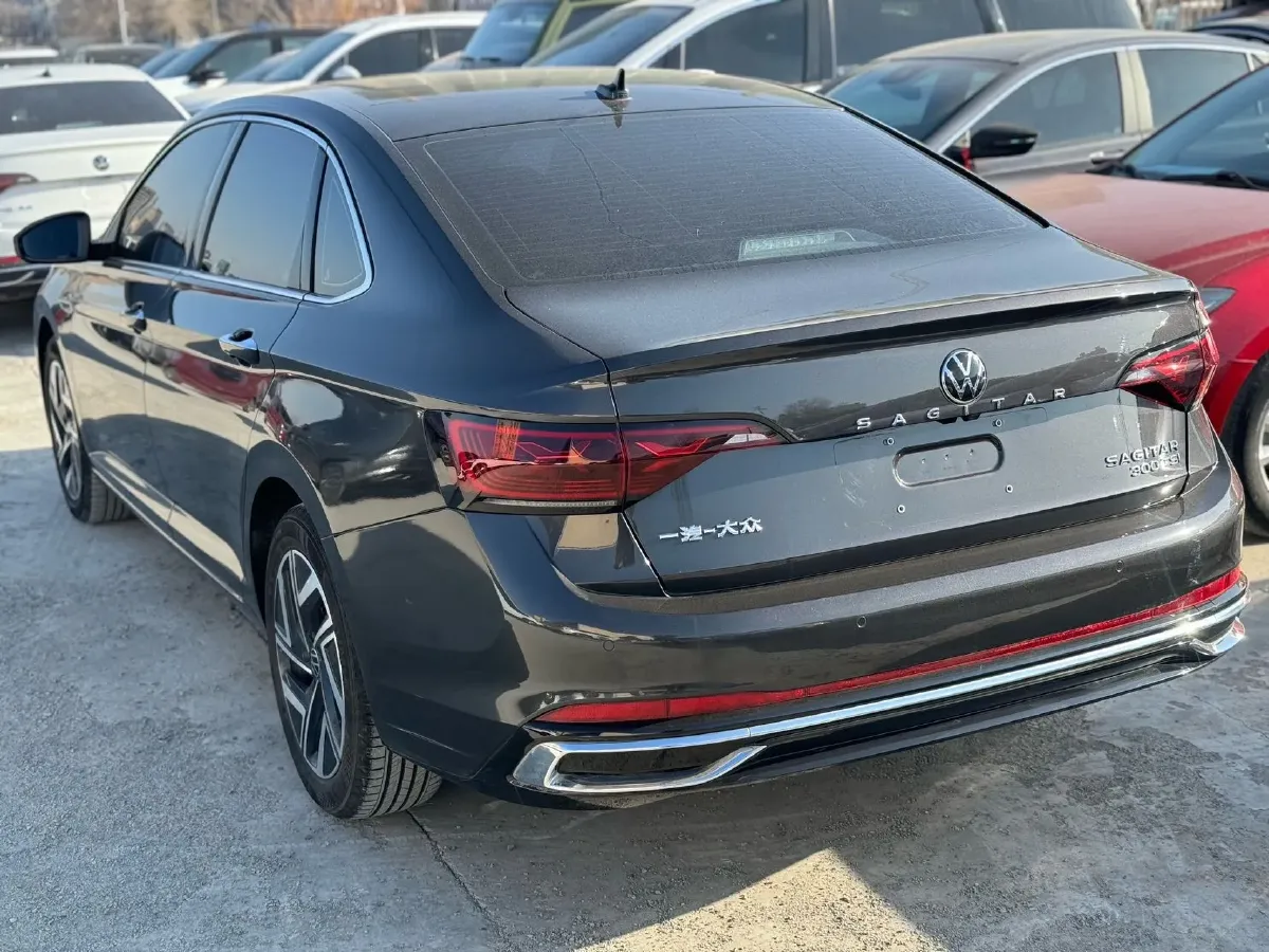 2025 Volkswagen Sagitar 1.5T 160HP L4 7DCT,autocango,china used car exporter,china ev exporter,chinese used car exporter,chinese used ev exporter