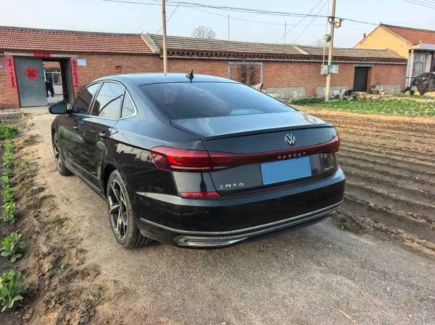 2023 Volkswagen Passat 2.0T 186HP L4 7DCT,autocango,china used car exporter,china ev exporter,chinese used car exporter,chinese used ev exporter