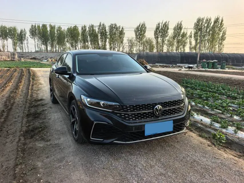 2023 Volkswagen Passat 2.0T 186HP L4 7DCT,autocango,china used car exporter,china ev exporter,chinese used car exporter,chinese used ev exporter