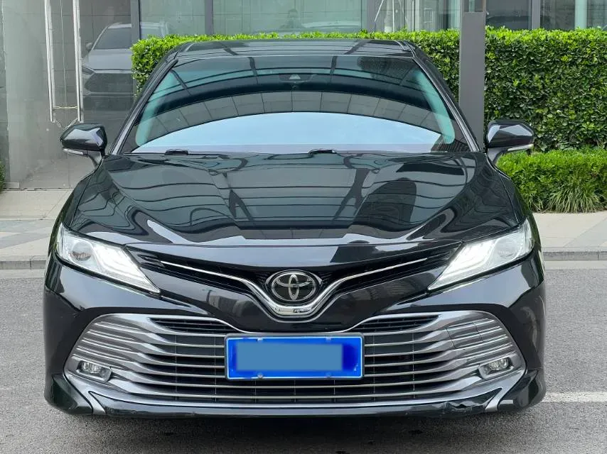 2019 Toyota Camry 2.5L 209HP L4 8AT,autocango,china used car exporter,china ev exporter,chinese used car exporter,chinese used ev exporter