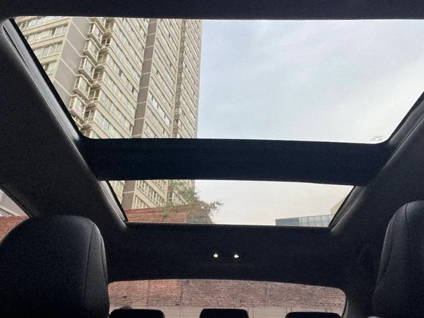 2019 Toyota Camry 2.5L 209HP L4 8AT,autocango,china used car exporter,china ev exporter,chinese used car exporter,chinese used ev exporter