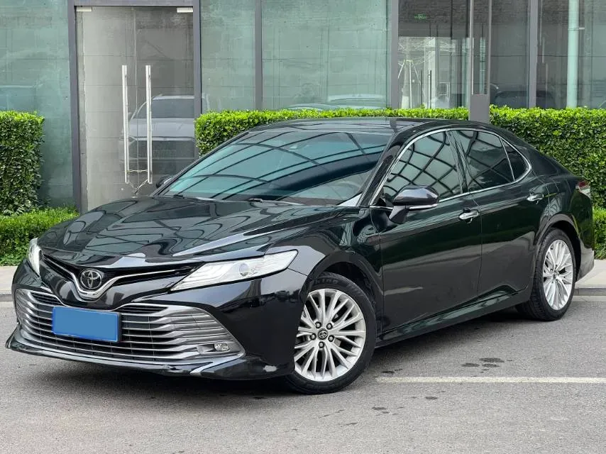 2019 Toyota Camry 2.5L 209HP L4 8AT,autocango,china used car exporter,china ev exporter,chinese used car exporter,chinese used ev exporter