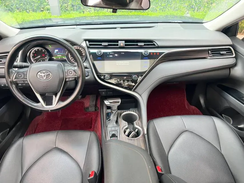 2019 Toyota Camry 2.5L 209HP L4 8AT,autocango,china used car exporter,china ev exporter,chinese used car exporter,chinese used ev exporter