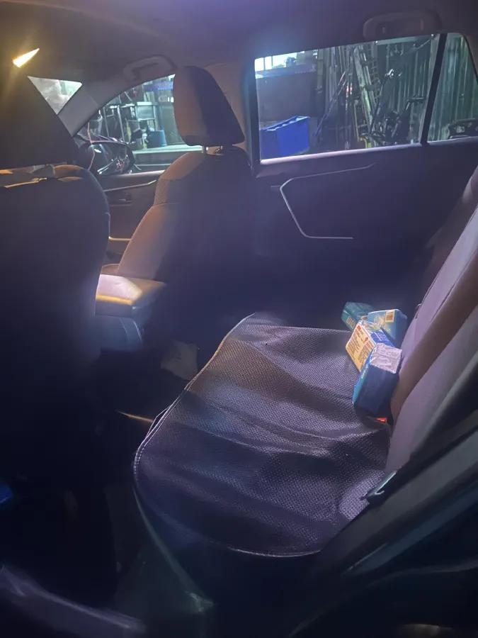 2022 Toyota RAV4 2.0L 171HP L4 CVT,autocango,china used car exporter,china ev exporter,chinese used car exporter,chinese used ev exporter