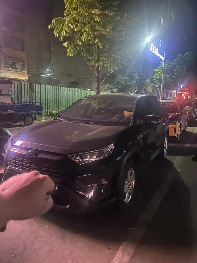 2022 Toyota RAV4 2.0L 171HP L4 CVT,autocango,china used car exporter,china ev exporter,chinese used car exporter,chinese used ev exporter