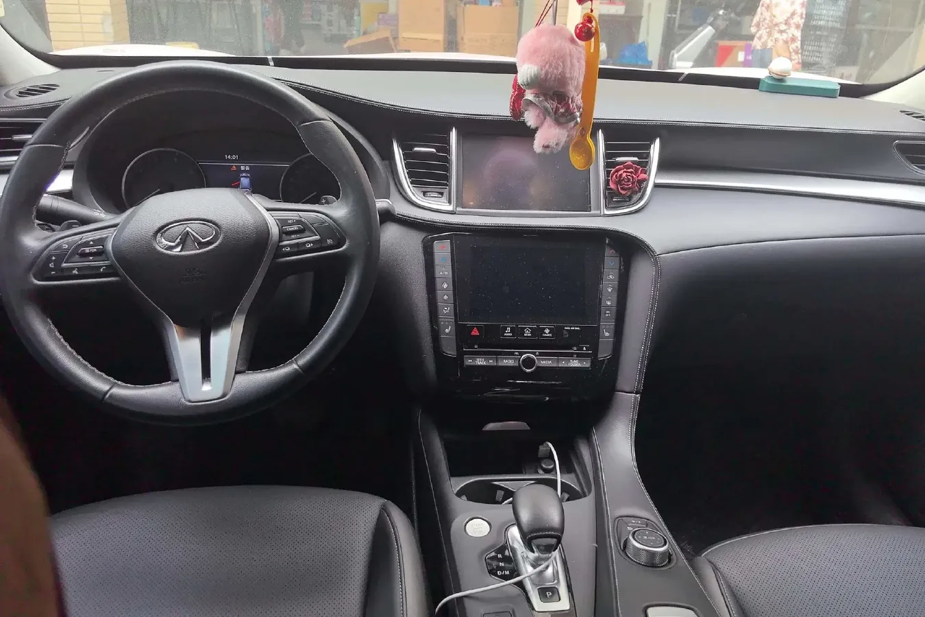 2018 Infiniti QX30 2.0T 211HP L4 7DCT,autocango,china used car exporter,china ev exporter,chinese used car exporter,chinese used ev exporter