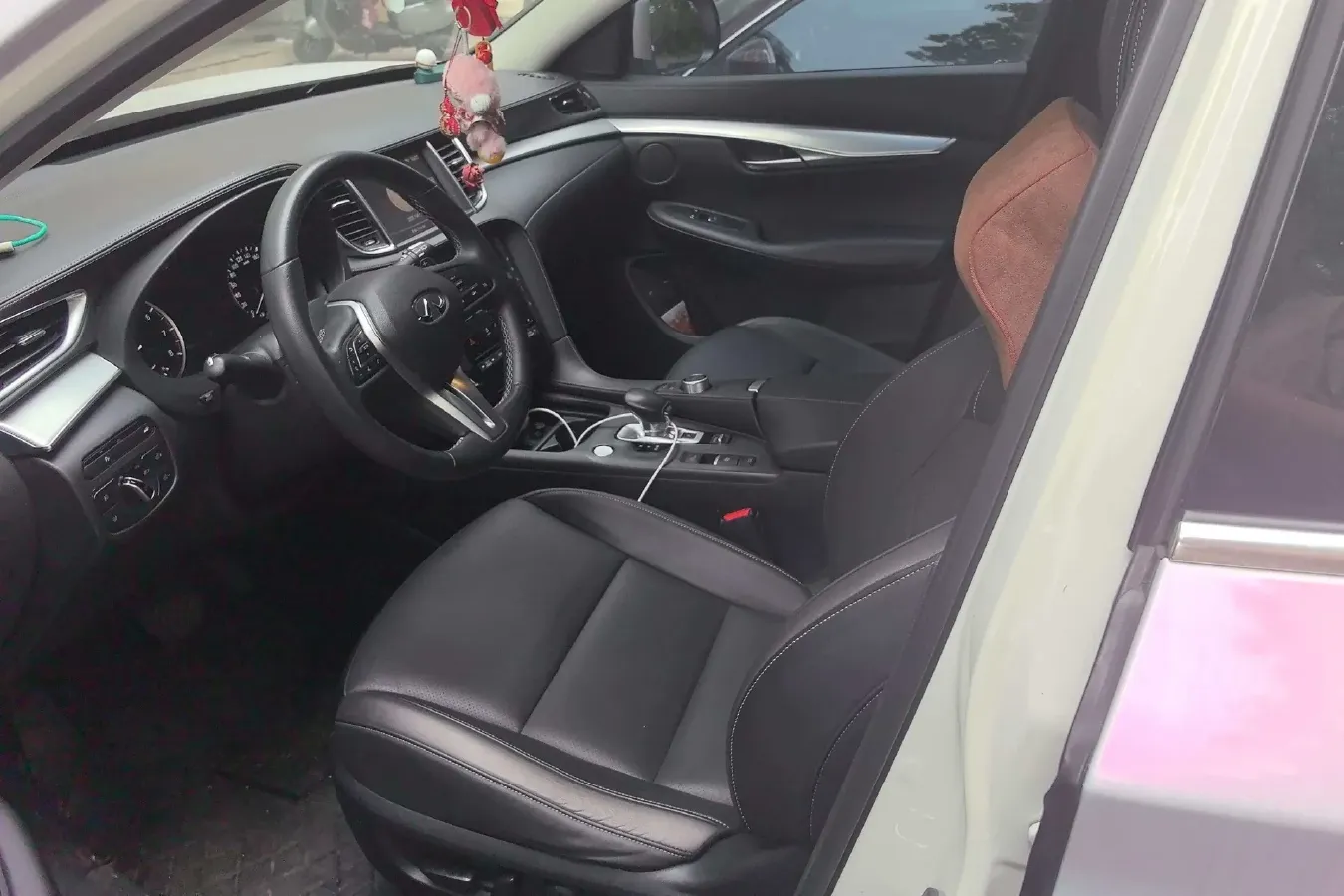 2018 Infiniti QX30 2.0T 211HP L4 7DCT,autocango,china used car exporter,china ev exporter,chinese used car exporter,chinese used ev exporter