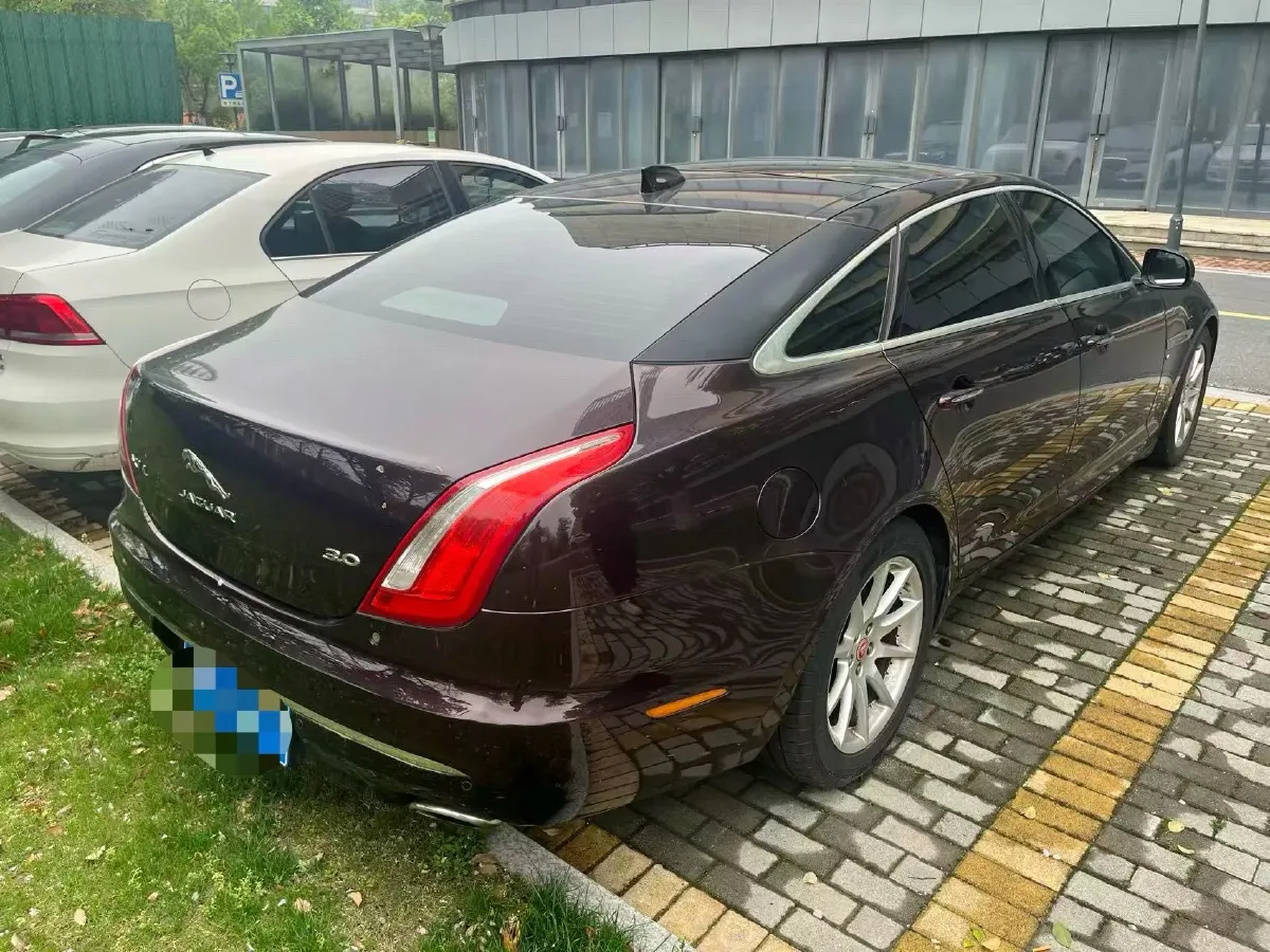 2018 BMW 7 Series 2.0T 258HP L4 8AT,autocango,china used car exporter,china ev exporter,chinese used car exporter,chinese used ev exporter