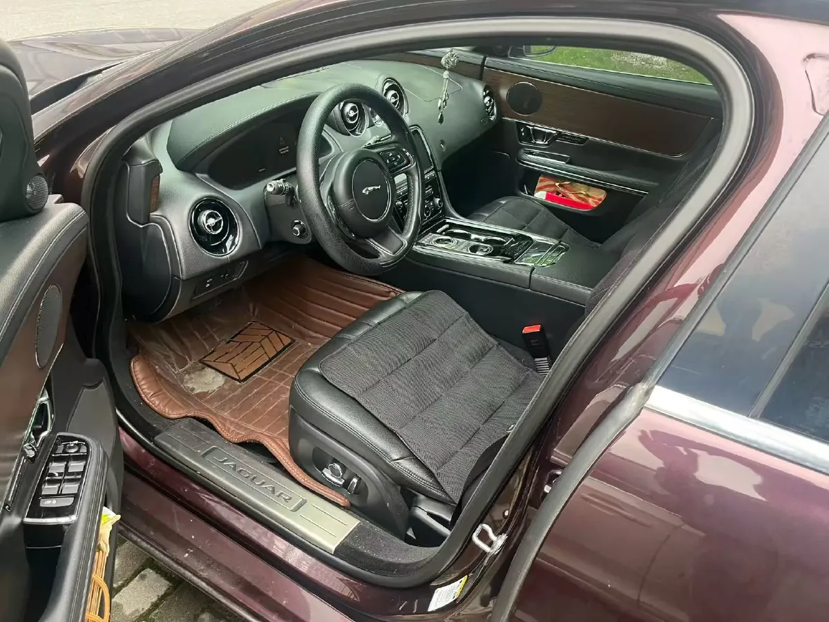 2018 BMW 7 Series 2.0T 258HP L4 8AT,autocango,china used car exporter,china ev exporter,chinese used car exporter,chinese used ev exporter