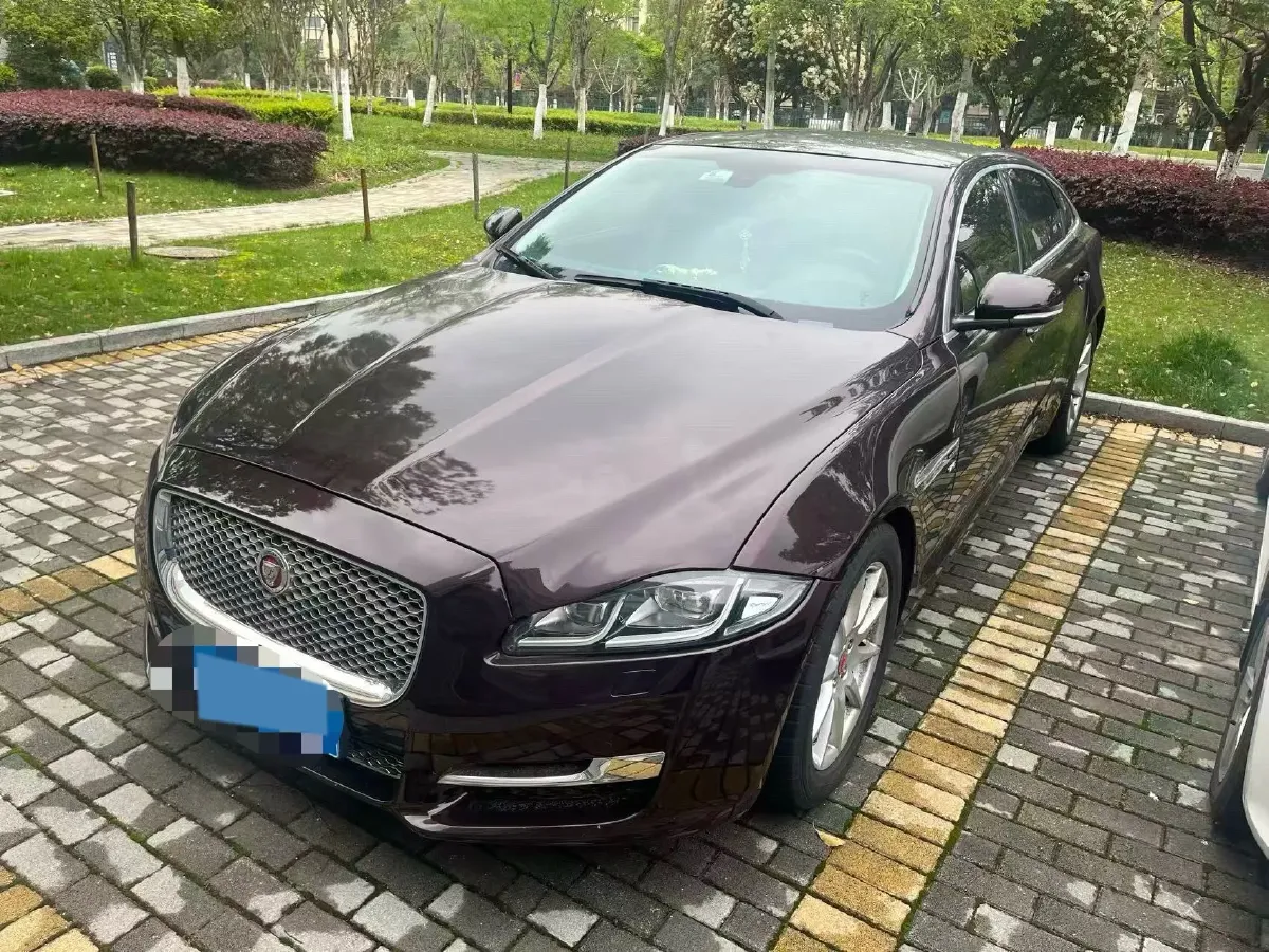 2018 BMW 7 Series 2.0T 258HP L4 8AT,autocango,china used car exporter,china ev exporter,chinese used car exporter,chinese used ev exporter