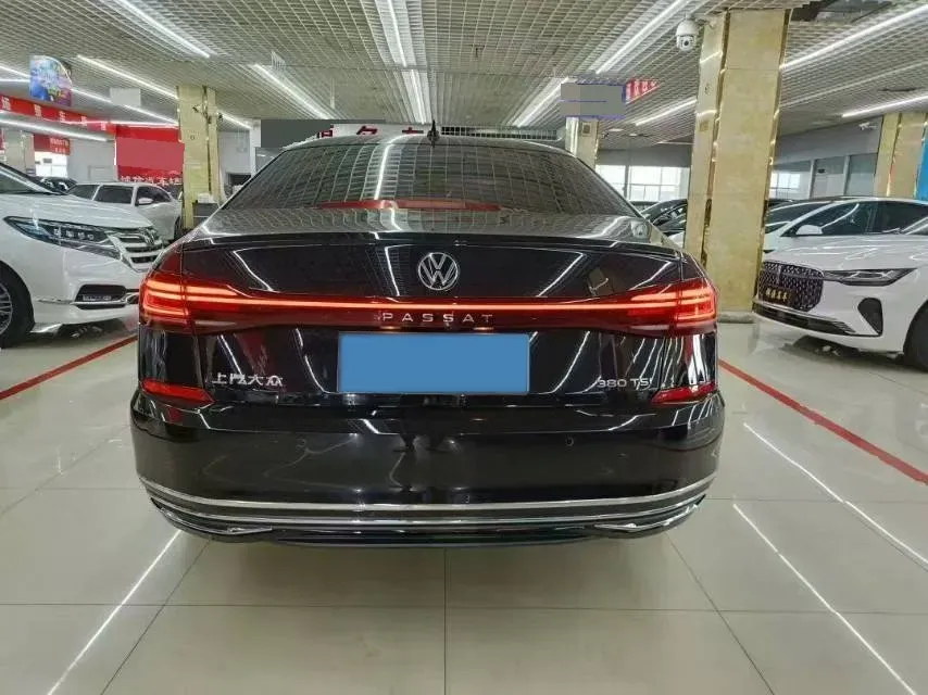 2025 Volkswagen Passat 2.0T 220HP L4 7DCT,autocango,china used car exporter,china ev exporter,chinese used car exporter,chinese used ev exporter