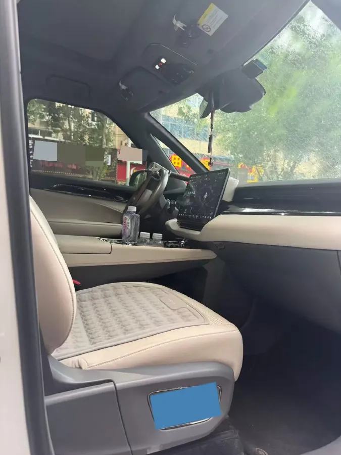 2022 Zeekr 009 BEV 116KWH,autocango,china used car exporter,china ev exporter,chinese used car exporter,chinese used ev exporter