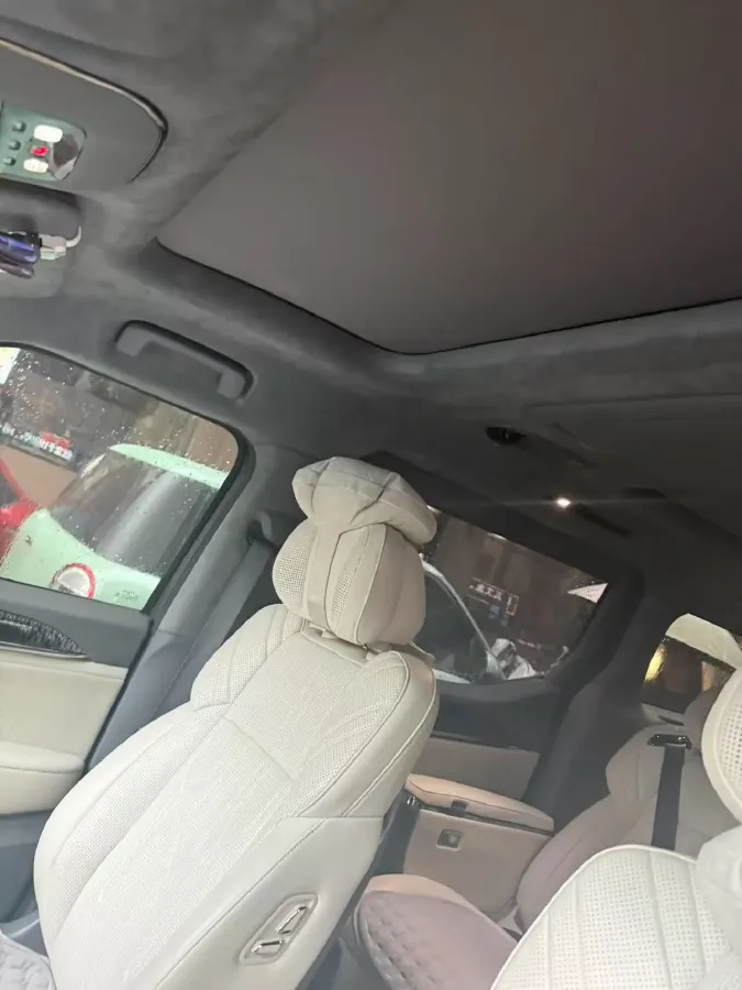 2022 Zeekr 009 BEV 116KWH,autocango,china used car exporter,china ev exporter,chinese used car exporter,chinese used ev exporter