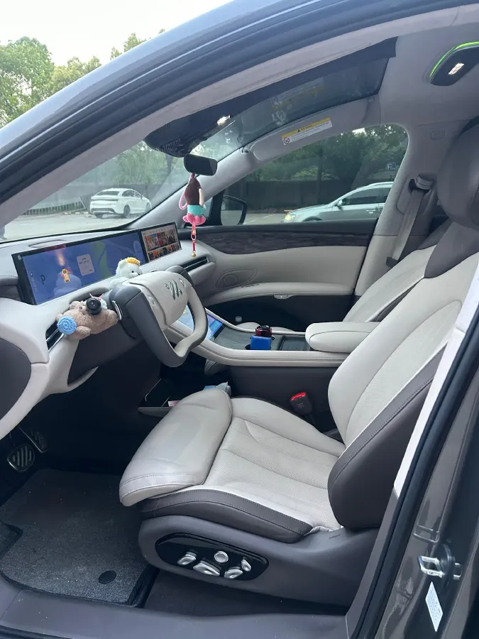 2024 IM LS7 BEV 100KWH,autocango,china used car exporter,china ev exporter,chinese used car exporter,chinese used ev exporter