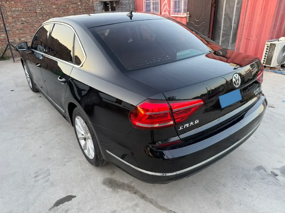 2017 Volkswagen Passat 1.8T 180HP L4 7DCT,autocango,china used car exporter,china ev exporter,chinese used car exporter,chinese used ev exporter