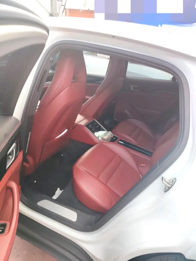 2017 BMW X6 3.0T 306HP L6 8AT,autocango,china used car exporter,china ev exporter,chinese used car exporter,chinese used ev exporter