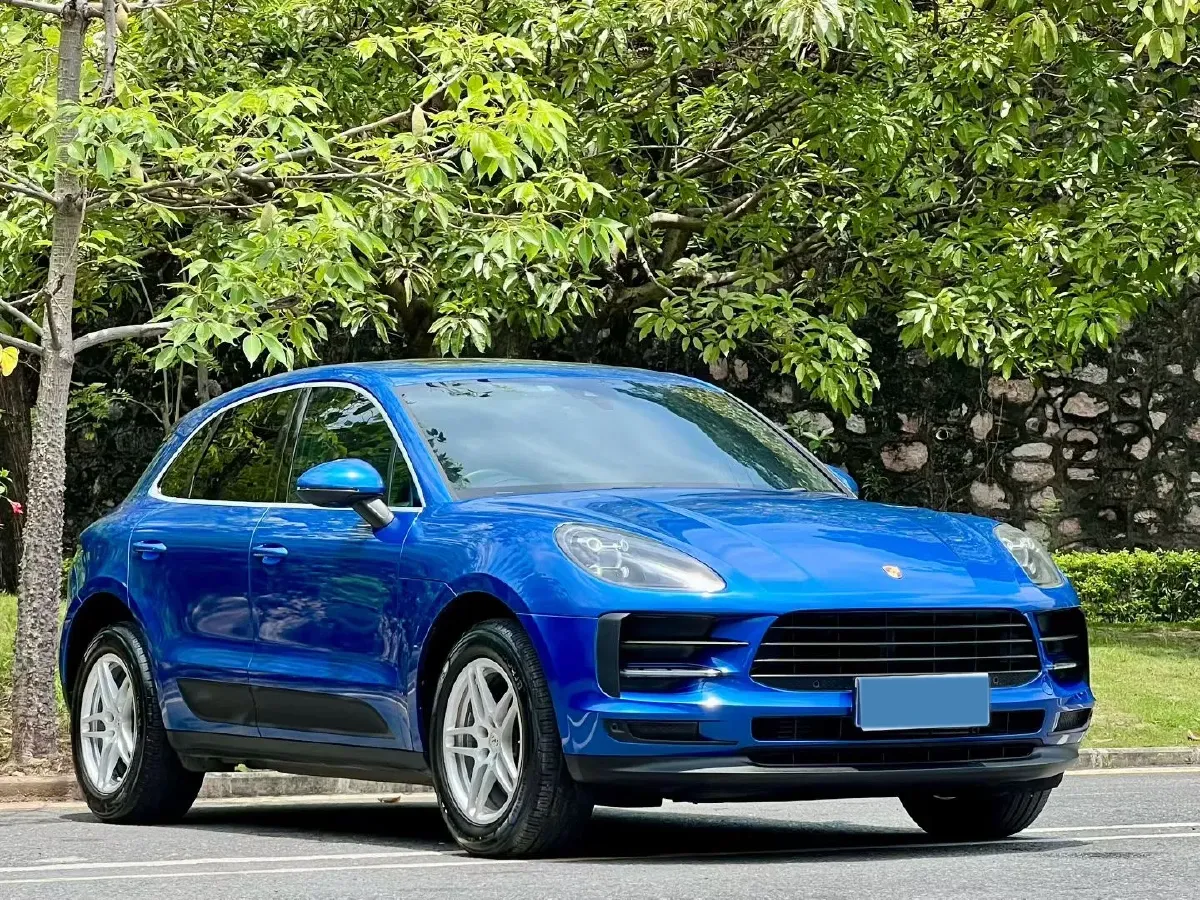 2018 Porsche Macan 2.0T 252HP L4 7DCT,autocango,china used car exporter,china ev exporter,chinese used car exporter,chinese used ev exporter
