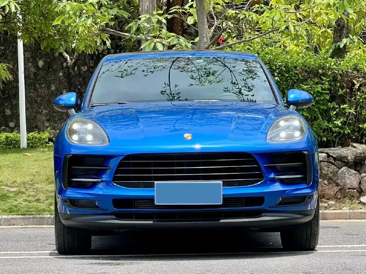 2018 Porsche Macan 2.0T 252HP L4 7DCT,autocango,china used car exporter,china ev exporter,chinese used car exporter,chinese used ev exporter