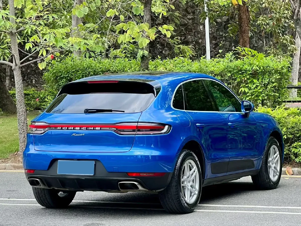2018 Porsche Macan 2.0T 252HP L4 7DCT,autocango,china used car exporter,china ev exporter,chinese used car exporter,chinese used ev exporter
