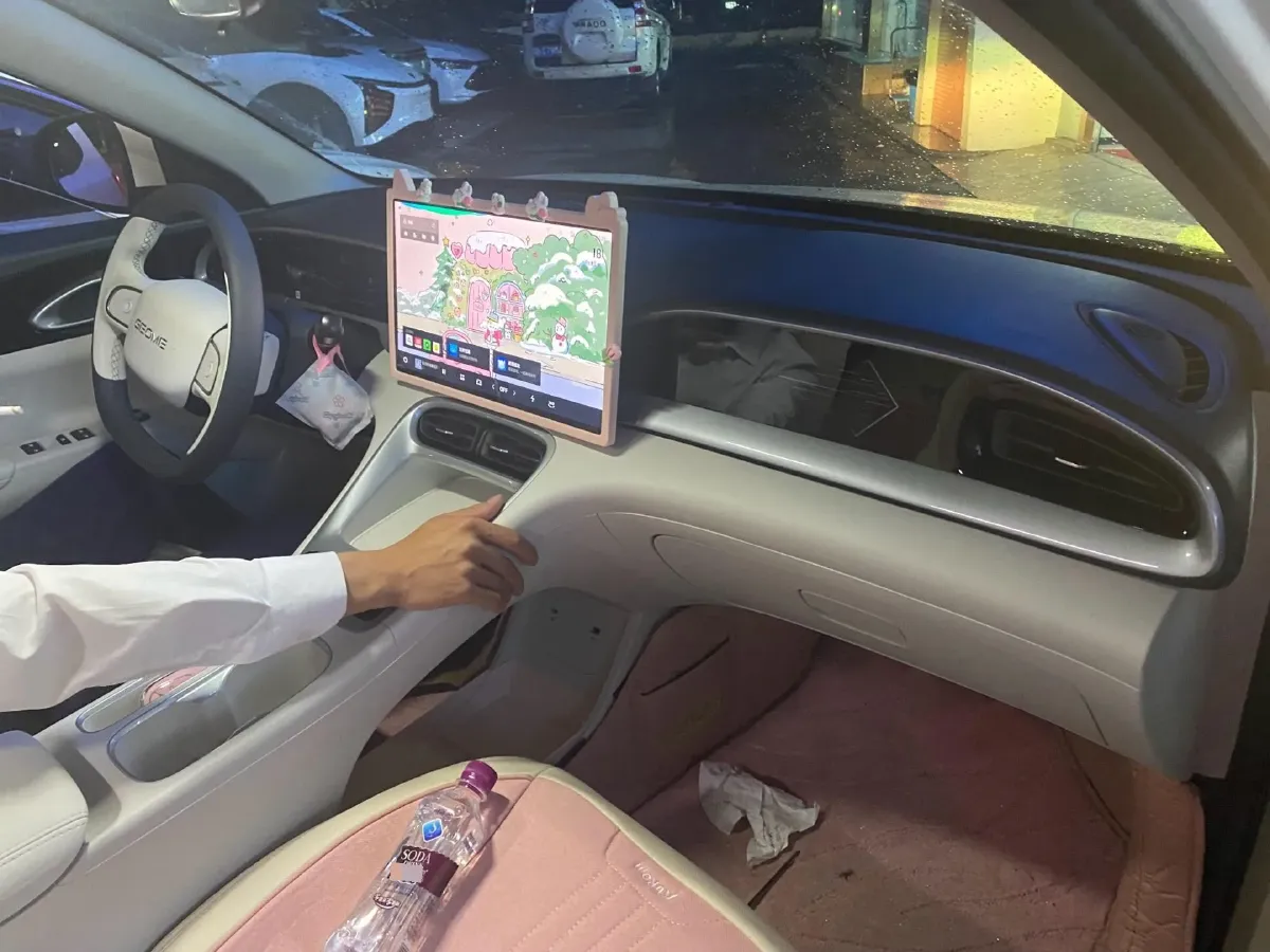 2024 Geely Galaxy E5 BEV 49.52KWH,autocango,china used car exporter,china ev exporter,chinese used car exporter,chinese used ev exporter