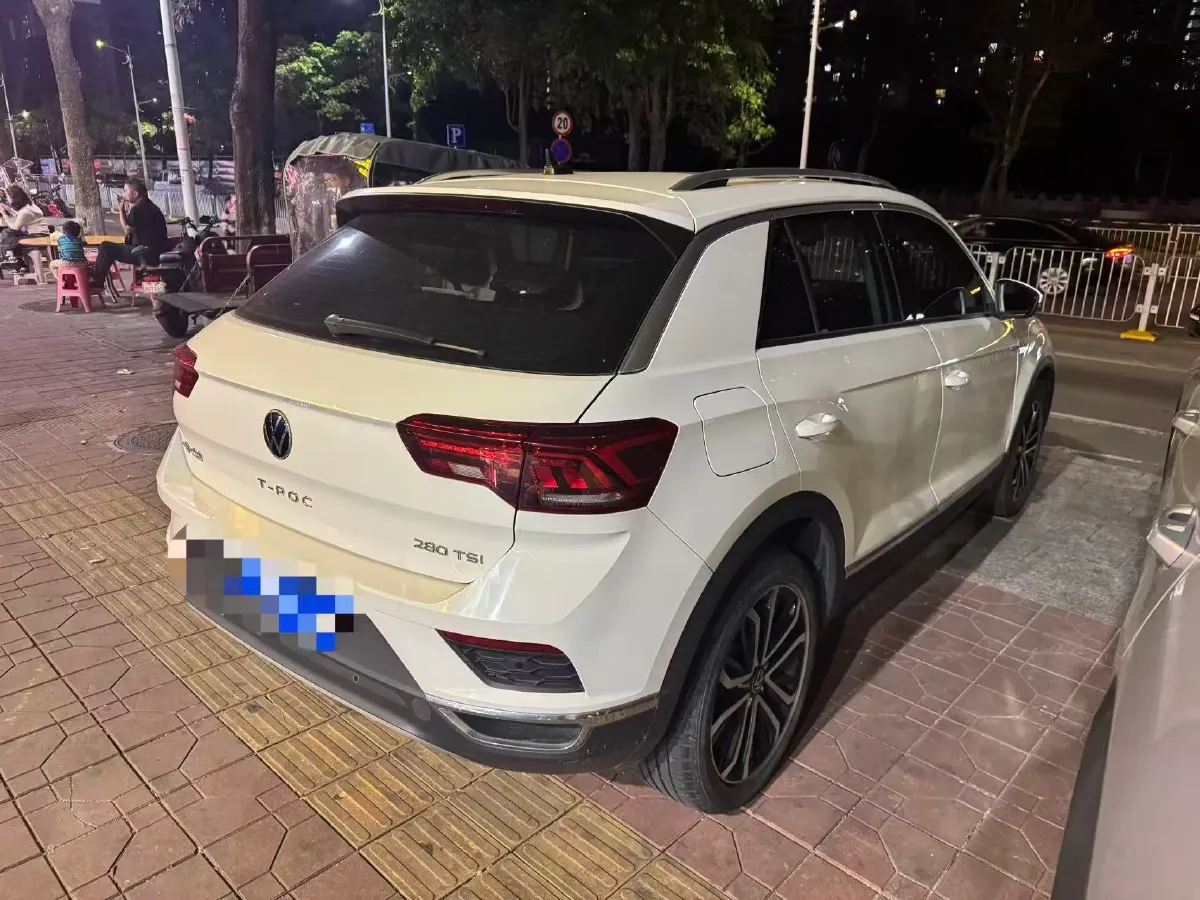 2021 Volkswagen T-Roc 1.4T 150HP L4 7DCT,autocango,china used car exporter,china ev exporter,chinese used car exporter,chinese used ev exporter