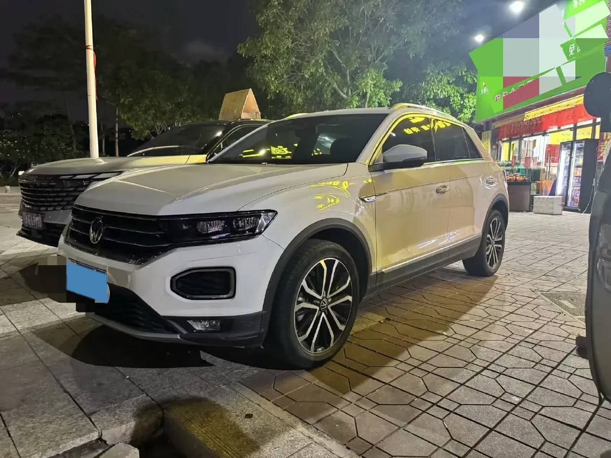 2021 Volkswagen T-Roc 1.4T 150HP L4 7DCT,autocango,china used car exporter,china ev exporter,chinese used car exporter,chinese used ev exporter