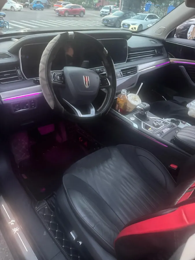 2022 HongQi HS5 2.0T 224HP L4 6AT,autocango,china used car exporter,china ev exporter,chinese used car exporter,chinese used ev exporter