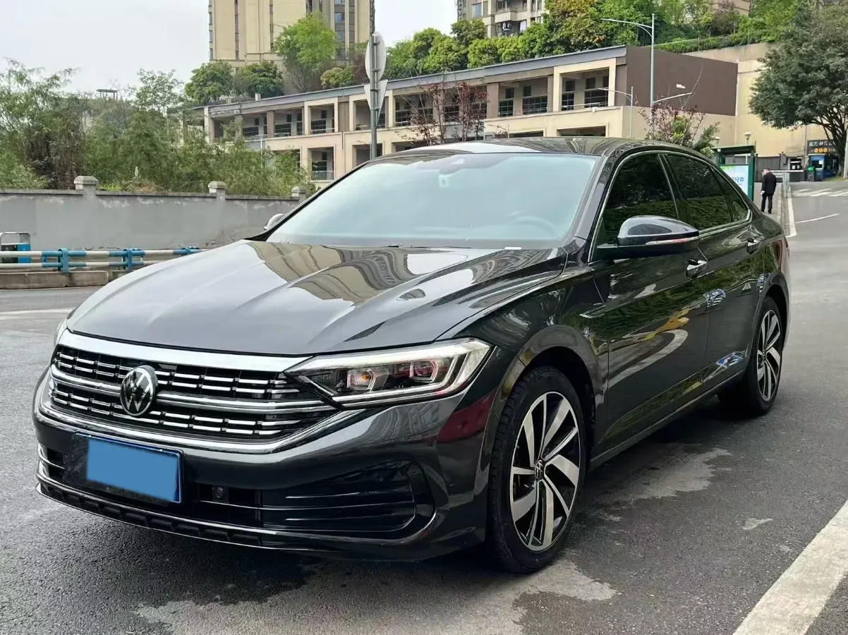 2025 Volkswagen Sagitar 1.5T 160HP L4 7DCT,autocango,china used car exporter,china ev exporter,chinese used car exporter,chinese used ev exporter
