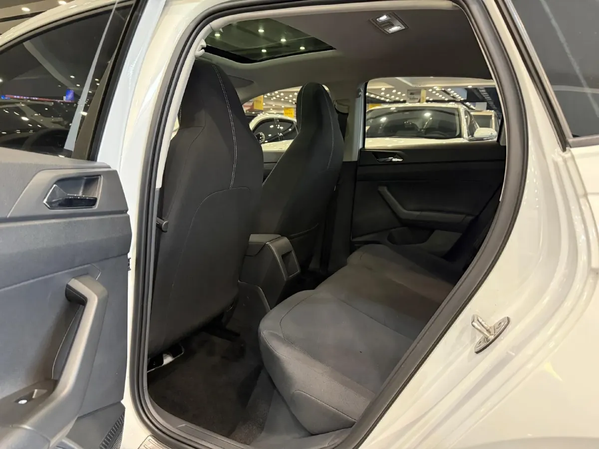 2019 Volkswagen Polo 1.5L 113HP L4 6AT,autocango,china used car exporter,china ev exporter,chinese used car exporter,chinese used ev exporter