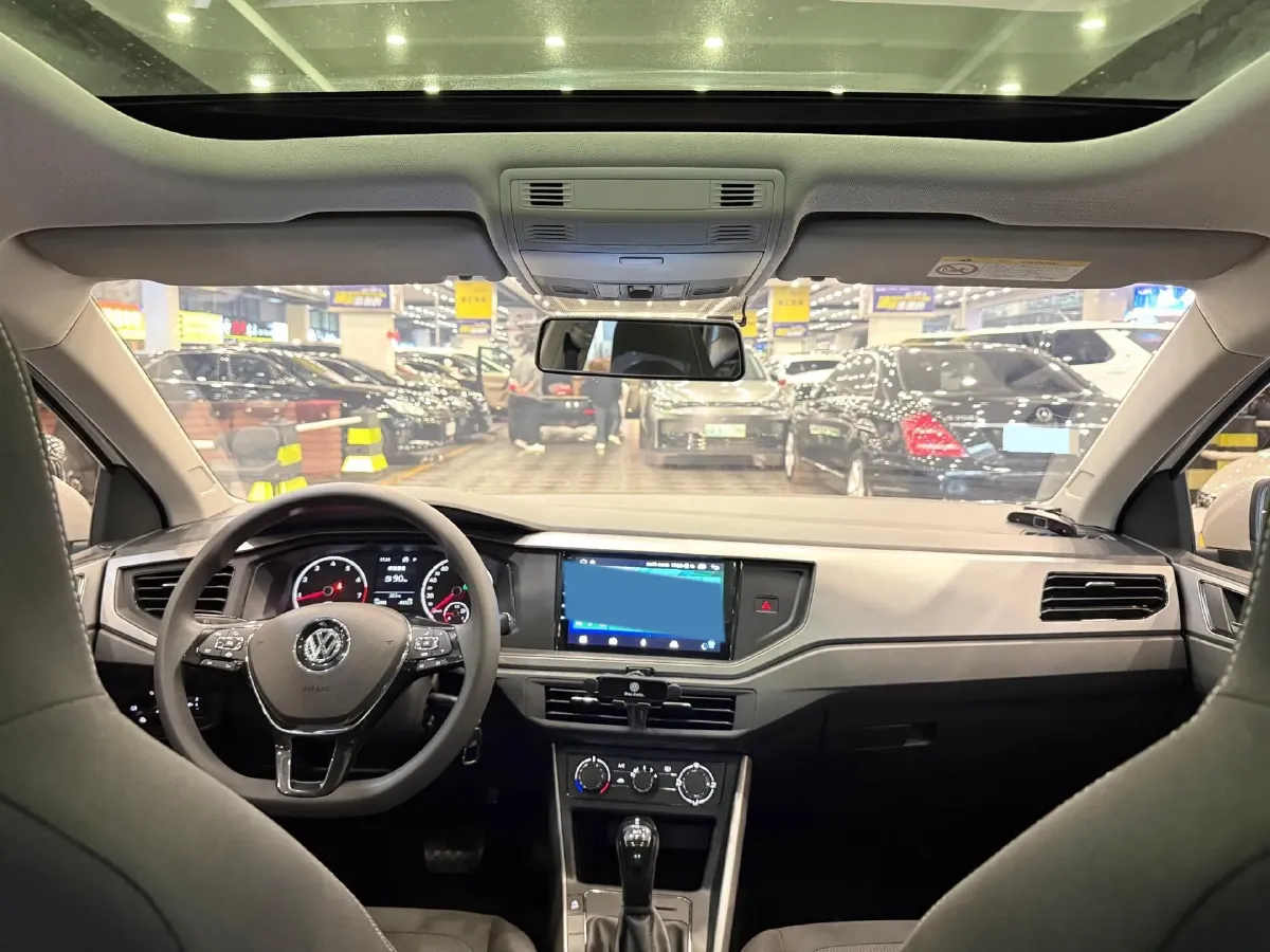 2019 Volkswagen Polo 1.5L 113HP L4 6AT,autocango,china used car exporter,china ev exporter,chinese used car exporter,chinese used ev exporter