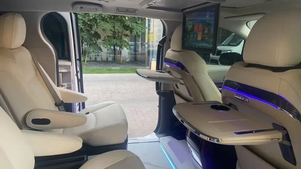 2024 Toyota Sienna 2.5L 189HP L4 E-CVT Hybrid,autocango,china used car exporter,china ev exporter,chinese used car exporter,chinese used ev exporter