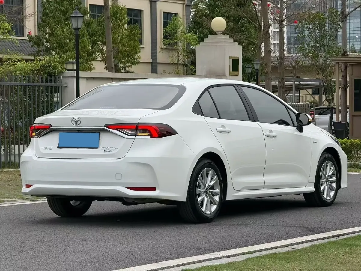 2023 Toyota Corolla 1.8L 98HP L4 E-CVT Hybrid,autocango,china used car exporter,china ev exporter,chinese used car exporter,chinese used ev exporter