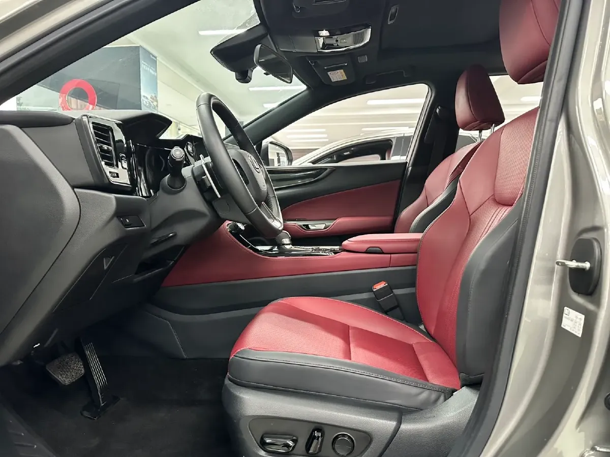 2022 Lexus NX 2.5L 205HP L4 8AT,autocango,china used car exporter,china ev exporter,chinese used car exporter,chinese used ev exporter